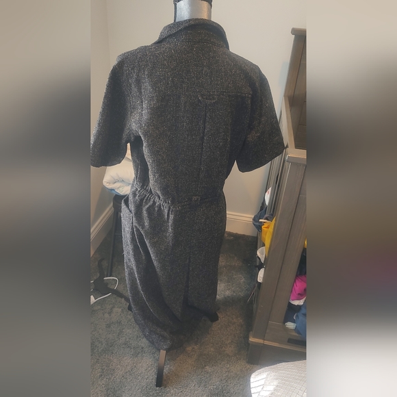 Dress - Picture 3 of 4